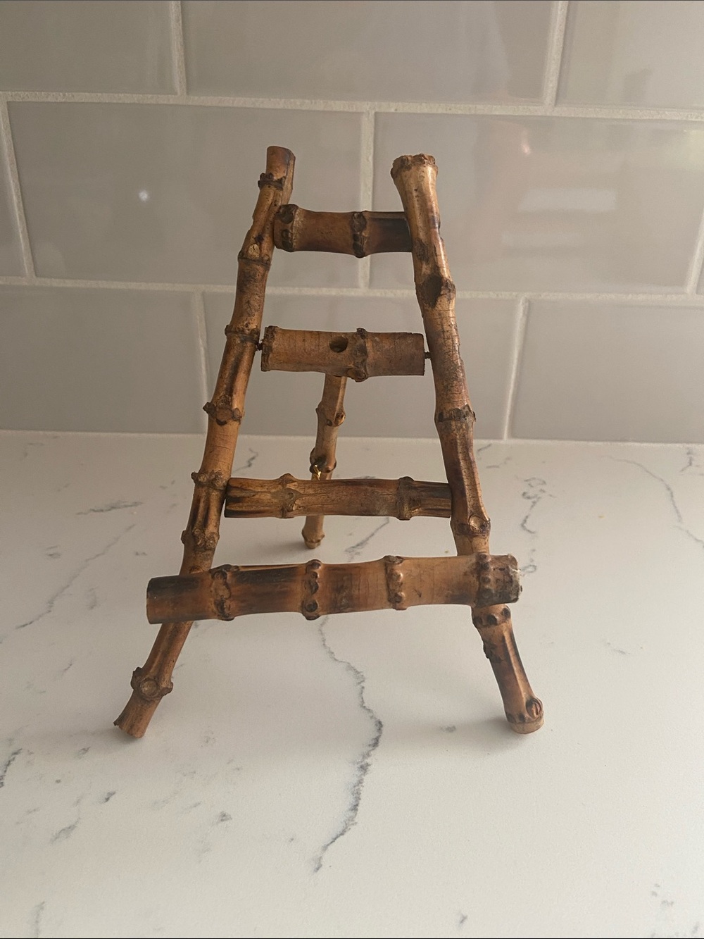 Vintage Bamboo Tabletop Easel Display Stand 7.5"